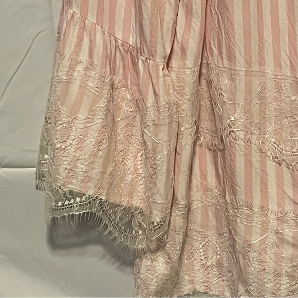 RUBY RD, Women’s, Pink/White Striped with Lace, Long Sleeve Blouse, Size Medium - Picture 7 of 14
